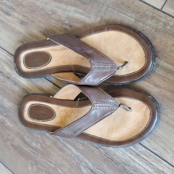 B.O.C Born Leather Thong Flip Flop Sandals Flats shoes sz 7 - Picture 3 of 12
